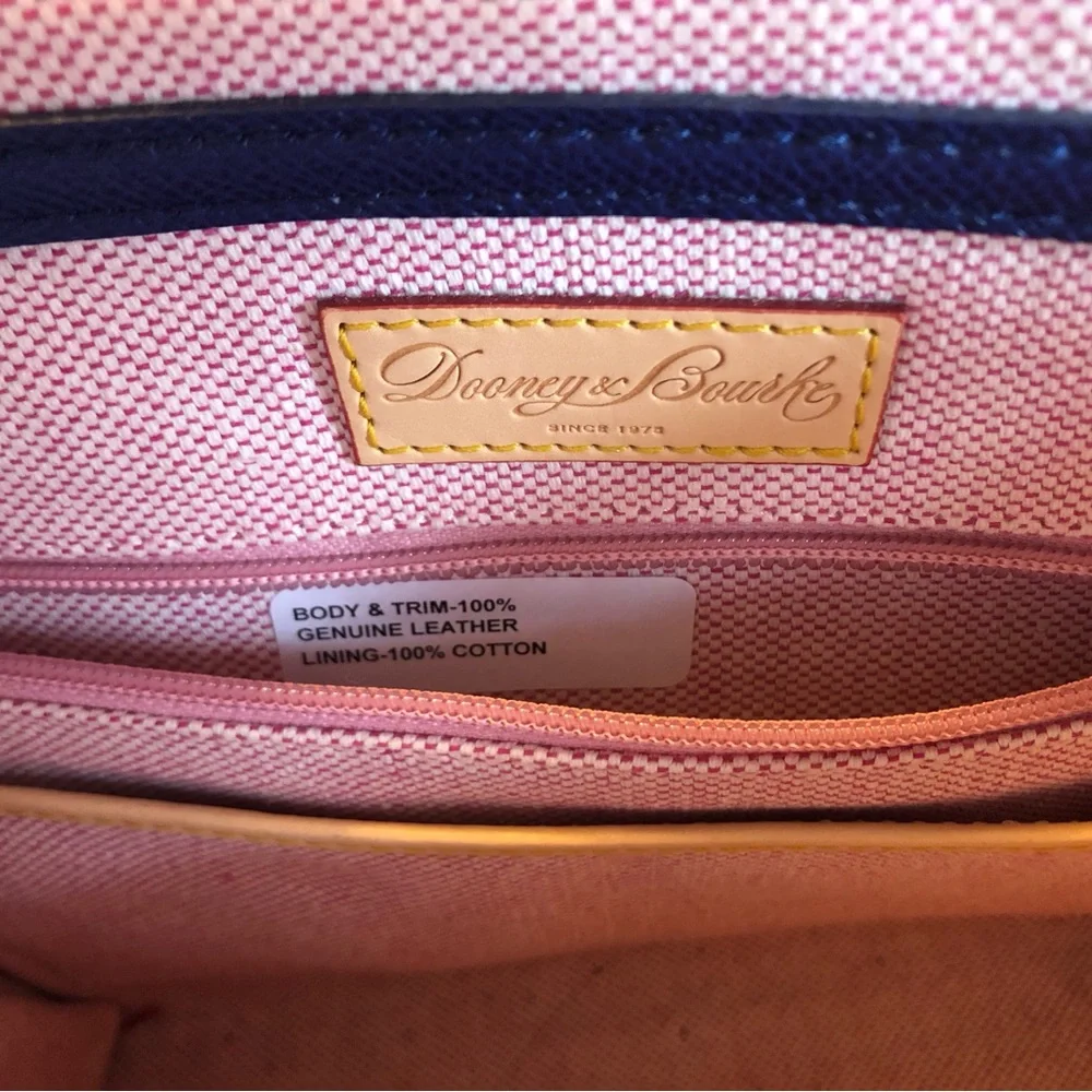 Dooney & Bourke Saffiano Janine Crossbody Satchel WITH Key holder & Wristlet! - Picture 5 of 10